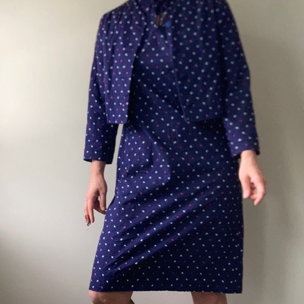 100% cotton vintage seersucker 1970s polka dot dress suit with dress and jacket - Picture 4 of 11